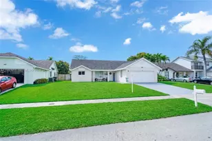 9770 SW 216th Terrace, Cutler Bay, FL 33190 - Photo 3