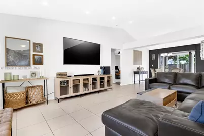 9770 SW 216th Ter, Cutler Bay, FL 33190 - Photo 5