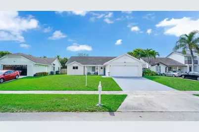 9770 SW 216th Ter, Cutler Bay, FL 33190 - Photo 1