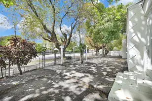 299 NW 43rd, Miami, FL 33127 - Photo 33