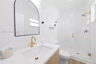 401 N 6th Ave N, Lake Worth, FL 33460 - Photo 9