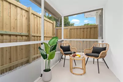 401 N 6th Ave N, Lake Worth, FL 33460 - Photo 13