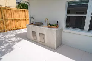 401 N 6th Ave N, Lake Worth, FL 33460 - Photo 7