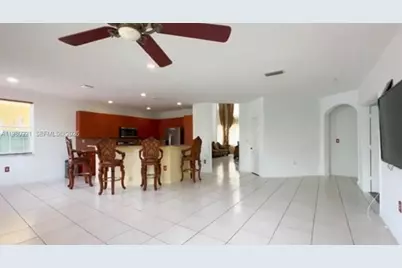 2313 SW 126th Ave, Miramar, FL 33027 - Photo 5