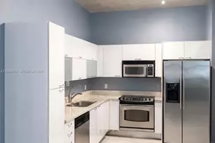 234 NE 3rd St, Miami, FL 33132 - Photo 3