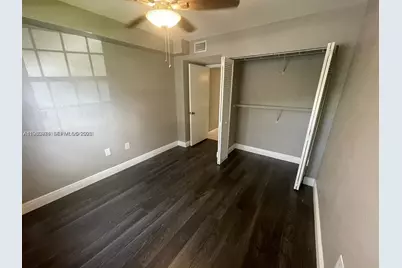 2811 N Oakland Forest Dr #110, Oakland Park, FL 33309 - Photo 11