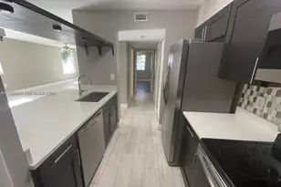 2811 N Oakland Forest Dr, Oakland Park, FL 33309 - Photo 13