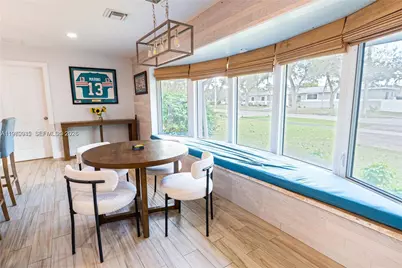 1304 N 40th Ave, Hollywood, FL 33021 - Photo 9