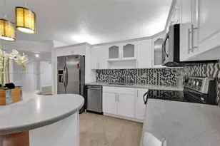 21300 San Simeon Way, Miami, FL 33179 - Photo 5