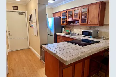 6580 Santona St #A17, Coral Gables, FL 33146 - Photo 5