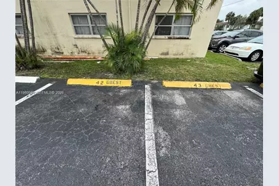 100 SE 6th Ave #207, Pompano Beach, FL 33060 - Photo 15