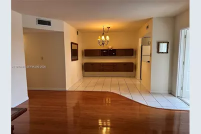 100 SE 6th Ave #207, Pompano Beach, FL 33060 - Photo 3