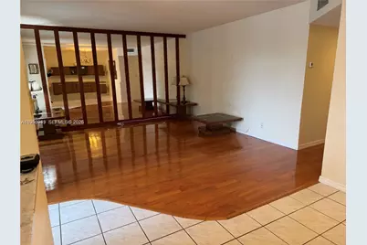 100 SE 6th Ave #207, Pompano Beach, FL 33060 - Photo 5