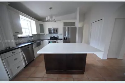 9921 SW 164th Ct, Miami, FL 33196 - Photo 5