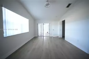 9921 SW 164th Ct, Miami, FL 33196 - Photo 9