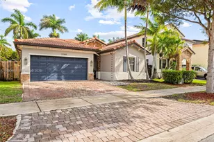 10389 SW 224th Terrace, Cutler Bay, FL 33190 - Photo 1