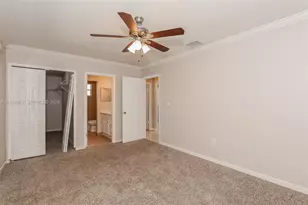 809 SW 8th Ave, Hallandale Beach, FL 33009 - Photo 9