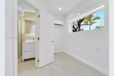 200 N Hibiscus Dr, Miami Beach, FL 33139 - Photo 41