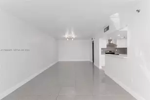 17890 W Dixie Hwy, North Miami Beach, FL 33160 - Photo 9