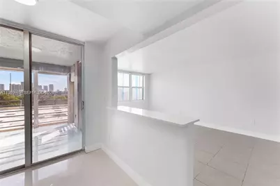 17890 W Dixie Hwy #501, North Miami Beach, FL 33160 - Photo 11