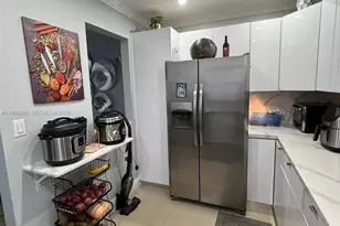 13715 Kendale Lakes Cir, Miami, FL 33183 - Photo 13