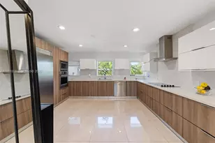 1014 Jefferson St, Hollywood, FL 33019 - Photo 5