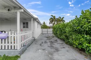 1570 NE 9th St, Homestead, FL 33033 - Photo 37