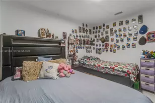 1570 NE 9th St, Homestead, FL 33033 - Photo 17