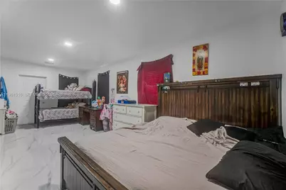 1570 NE 9th St, Homestead, FL 33033 - Photo 21