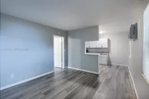 101 SW 24th Ave, Miami, FL 33135 - Photo 7