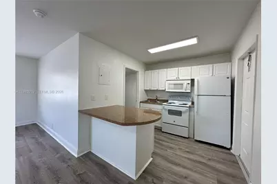 1411 N Dixie Hwy #4, Fort Lauderdale, FL 33304 - Photo 7