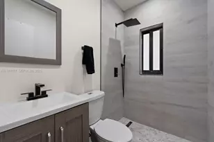 252 E 36th St, Hialeah, FL 33013 - Photo 19