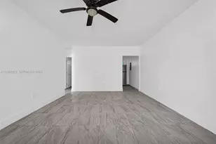 14600 NE 14th Ave, Miami, FL 33161 - Photo 11