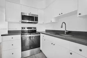 14600 NE 14th Ave, Miami, FL 33161 - Photo 3