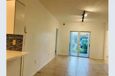 3221 Sabal Palm Mnr #103, Davie, FL 33024 - Photo 5