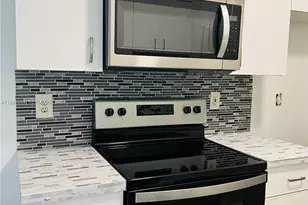 3221 Sabal Palm Manor, Davie, FL 33024 - Photo 3