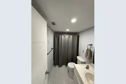 11228 NW 14th Ct, Pembroke Pines, FL 33026 - Photo 25