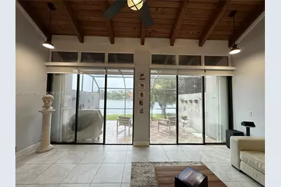 11228 NW 14th Ct, Pembroke Pines, FL 33026 - Photo 11