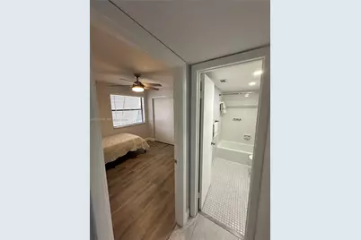 11228 NW 14th Ct, Pembroke Pines, FL 33026 - Photo 23