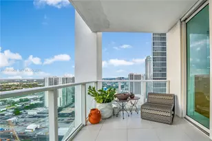 1040 Biscayne Blvd, Miami, FL 33132 - Photo 23