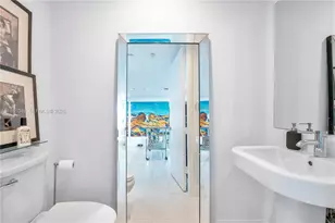 1040 Biscayne Blvd, Miami, FL 33132 - Photo 19