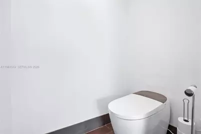 1040 Biscayne Blvd #3306, Miami, FL 33132 - Photo 15