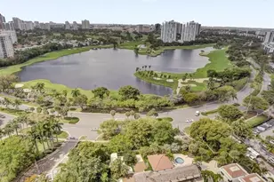 20281 E Country Club Dr, Aventura, FL 33180 - Photo 7