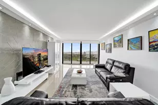 20281 E Country Club Dr, Aventura, FL 33180 - Photo 11