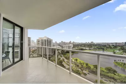 20281 E Country Club Dr #2209, Aventura, FL 33180 - Photo 5