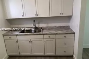 30 S Shore Dr, Miami Beach, FL 33141 - Photo 5