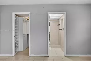 8065 SW 107th Ave, Miami, FL 33173 - Photo 21