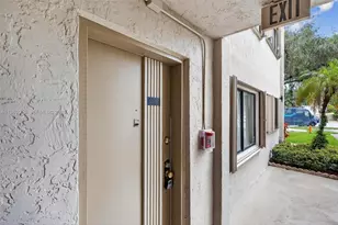 8065 SW 107th Ave, Miami, FL 33173 - Photo 3