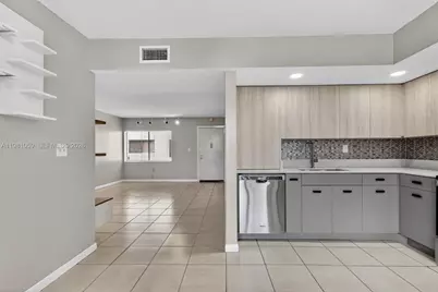 8065 SW 107th Ave #106, Miami, FL 33173 - Photo 7