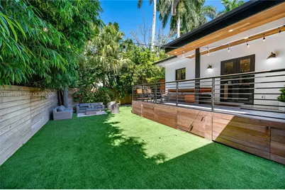 3370 Poinciana Ave, Miami, FL 33133 - Photo 13